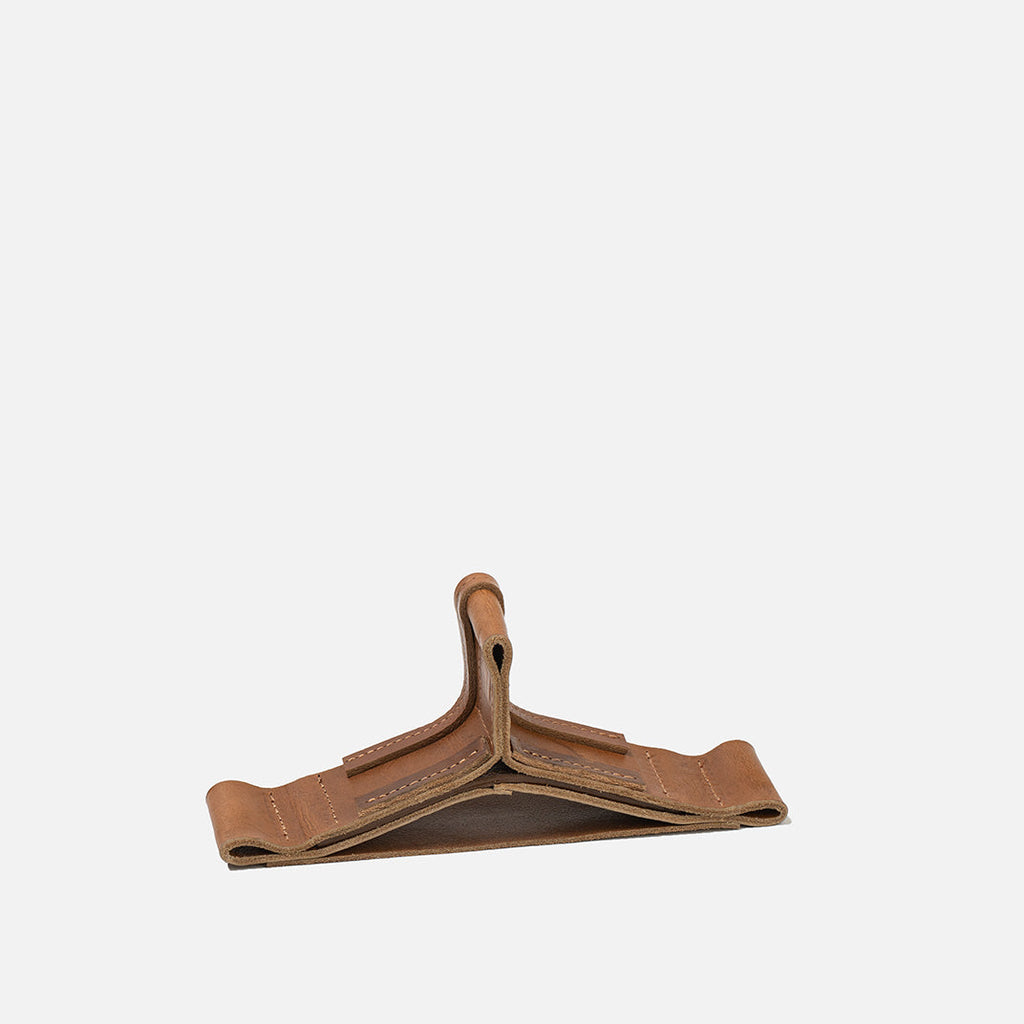 Leather Stand for AirPods Max 2